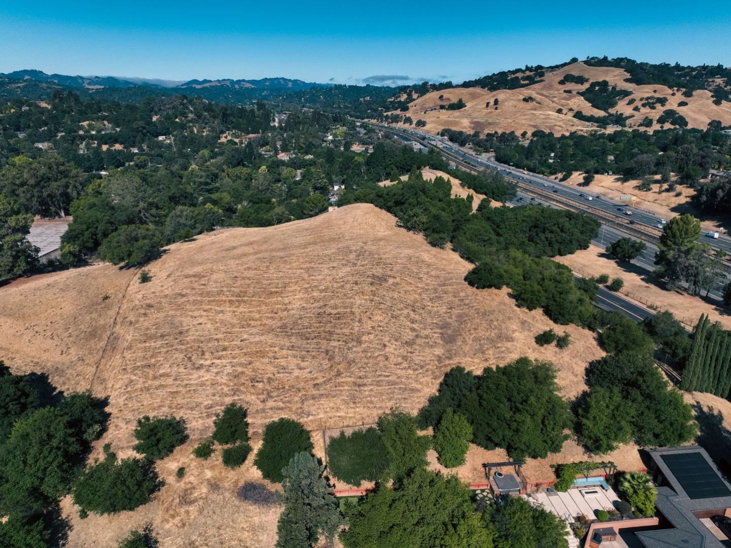 Detail Gallery Image 4 of 15 For 3101 Old Tunnel Rd, Lafayette,  CA 94549 - – Beds | – Baths