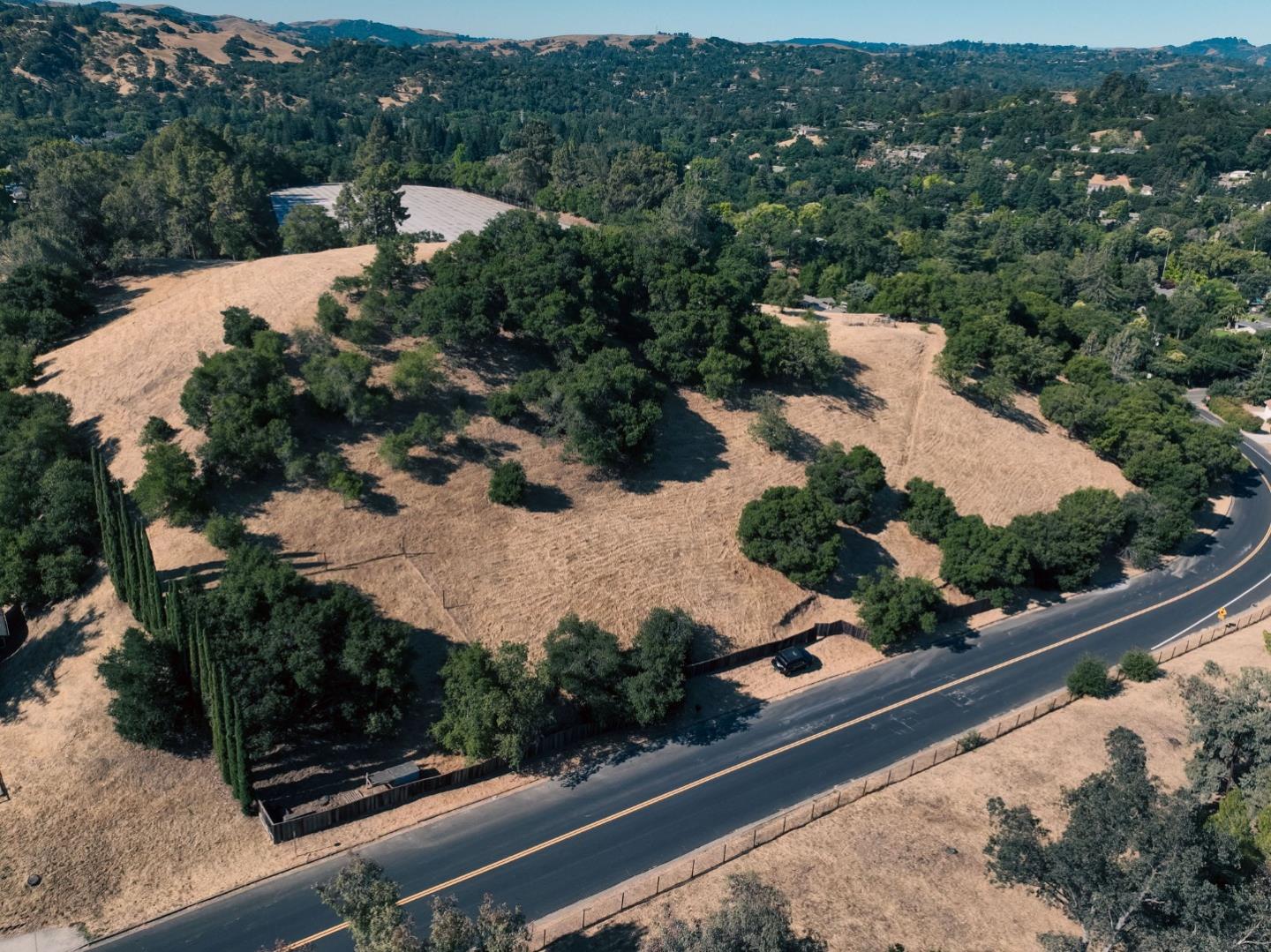 Detail Gallery Image 9 of 15 For 3101 Old Tunnel Rd, Lafayette,  CA 94549 - – Beds | – Baths