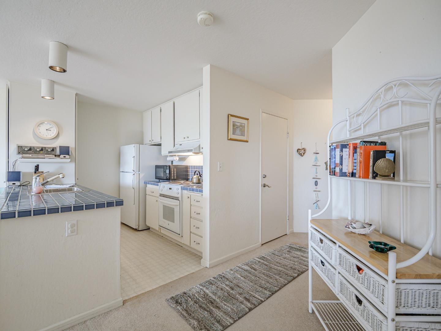 Detail Gallery Image 8 of 40 For 101 Shell Dr #143,  La Selva Beach,  CA 95076 - 1 Beds | 1 Baths