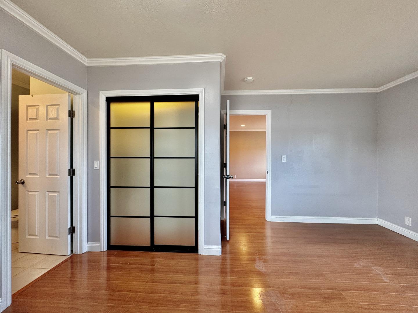 Detail Gallery Image 15 of 47 For 3801 Pacific Blvd, San Mateo,  CA 94403 - 3 Beds | 2 Baths