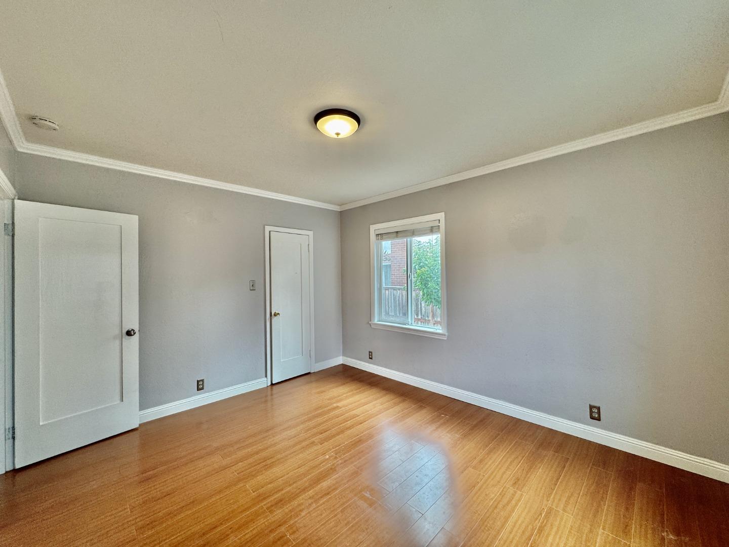 Detail Gallery Image 23 of 47 For 3801 Pacific Blvd, San Mateo,  CA 94403 - 3 Beds | 2 Baths