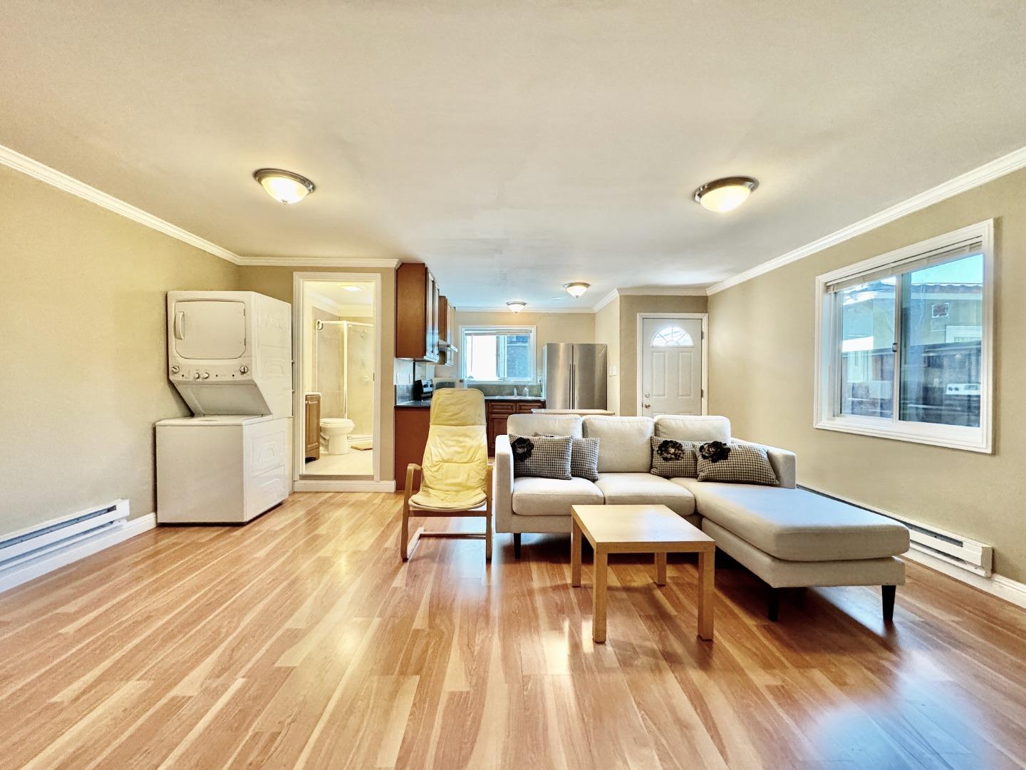 Detail Gallery Image 38 of 47 For 3801 Pacific Blvd, San Mateo,  CA 94403 - 3 Beds | 2 Baths