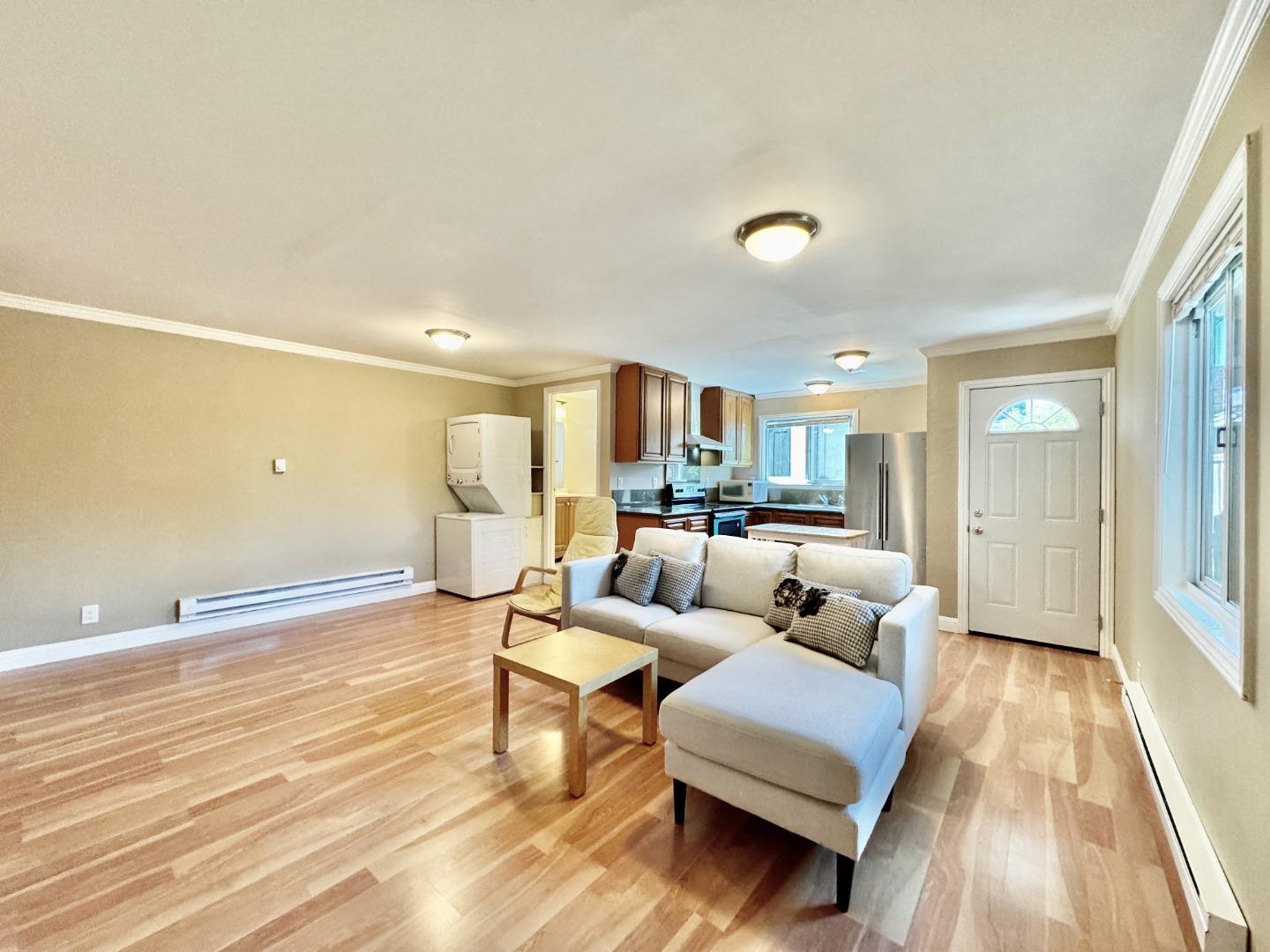 Detail Gallery Image 39 of 47 For 3801 Pacific Blvd, San Mateo,  CA 94403 - 3 Beds | 2 Baths