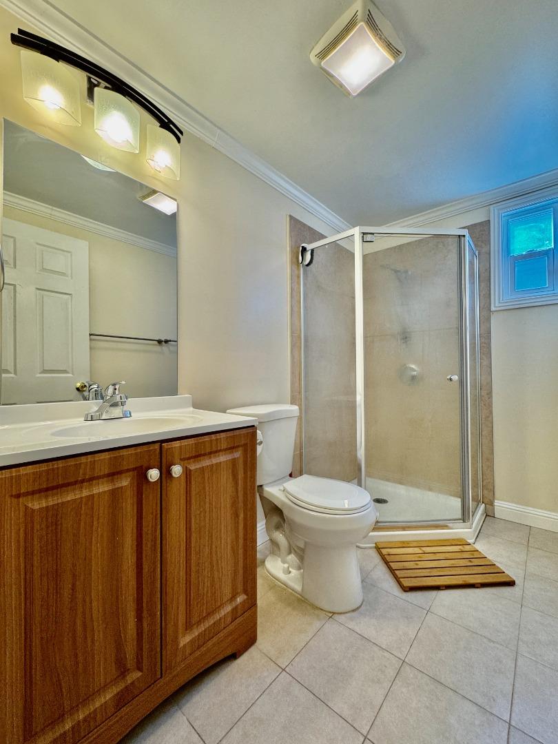 Detail Gallery Image 44 of 47 For 3801 Pacific Blvd, San Mateo,  CA 94403 - 3 Beds | 2 Baths