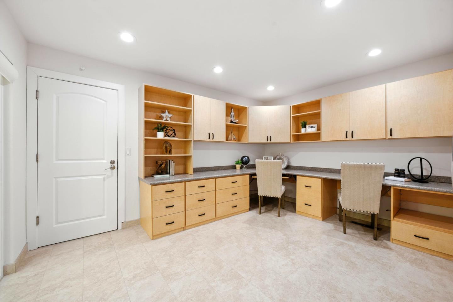 Detail Gallery Image 13 of 66 For 2121 Darnis Cir, Morgan Hill,  CA 95037 - 3 Beds | 2/1 Baths