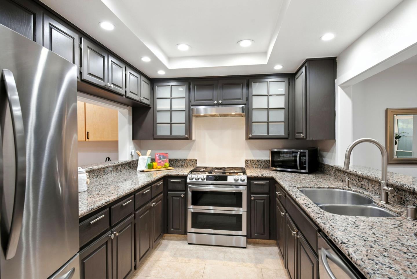 Detail Gallery Image 3 of 66 For 2121 Darnis Cir, Morgan Hill,  CA 95037 - 3 Beds | 2/1 Baths
