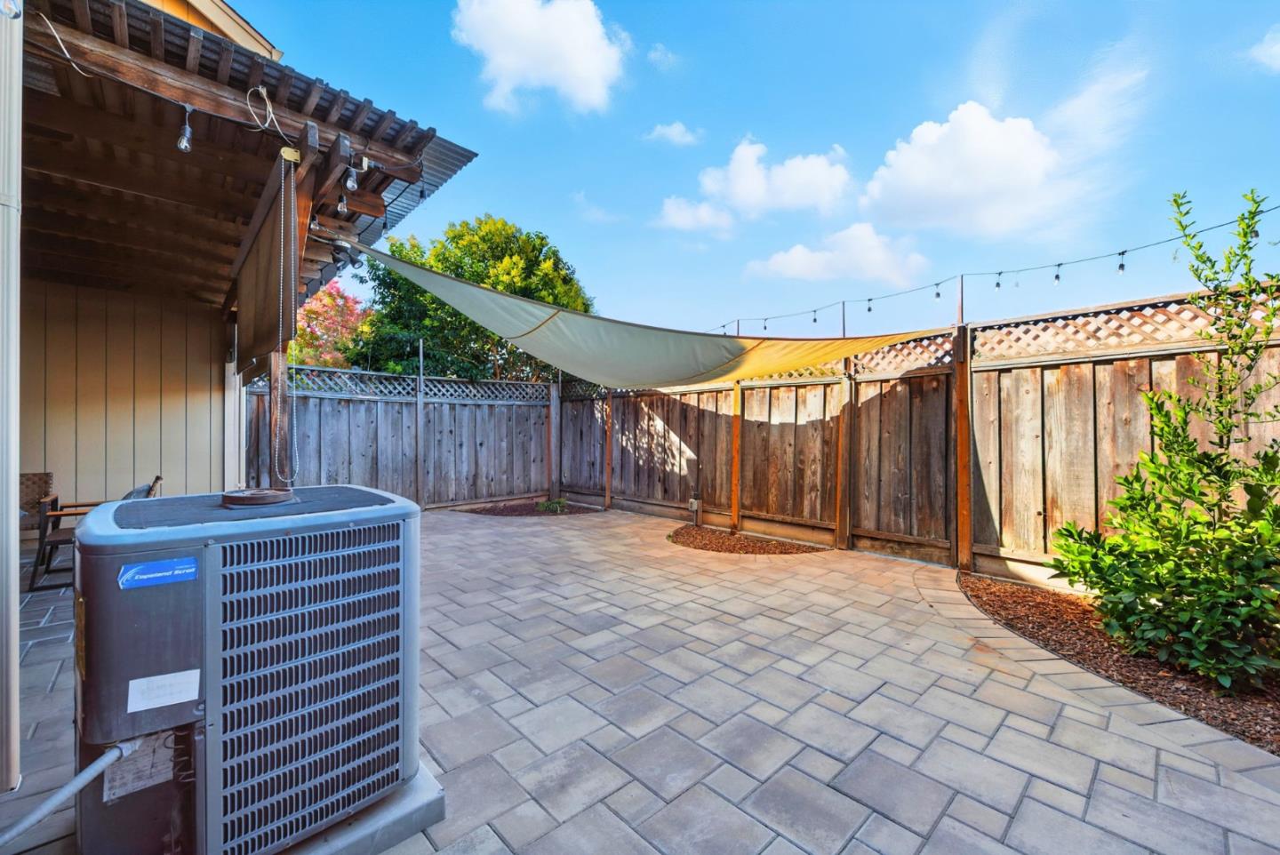 Detail Gallery Image 40 of 66 For 2121 Darnis Cir, Morgan Hill,  CA 95037 - 3 Beds | 2/1 Baths