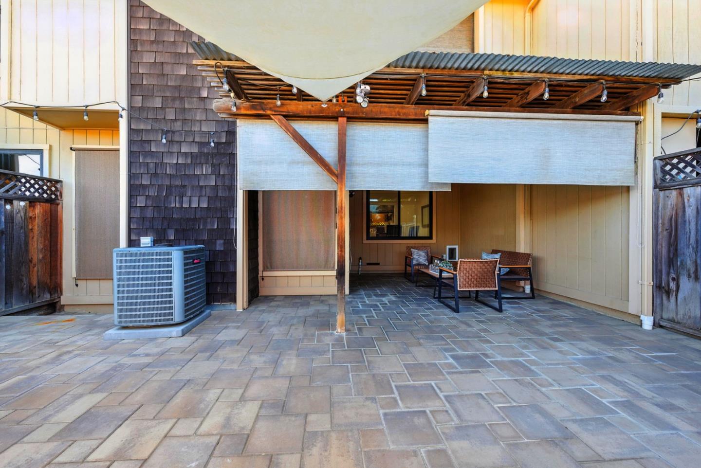Detail Gallery Image 43 of 66 For 2121 Darnis Cir, Morgan Hill,  CA 95037 - 3 Beds | 2/1 Baths
