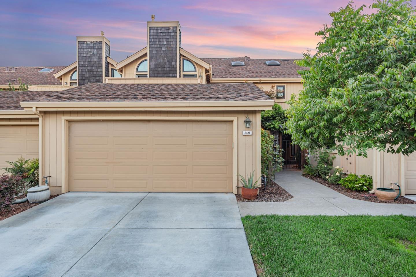 Detail Gallery Image 45 of 66 For 2121 Darnis Cir, Morgan Hill,  CA 95037 - 3 Beds | 2/1 Baths