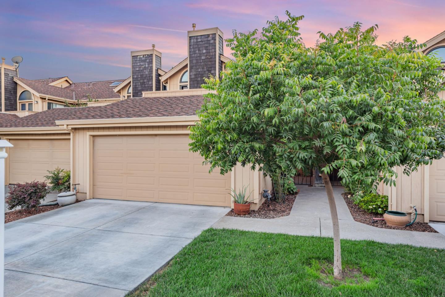 Detail Gallery Image 47 of 66 For 2121 Darnis Cir, Morgan Hill,  CA 95037 - 3 Beds | 2/1 Baths
