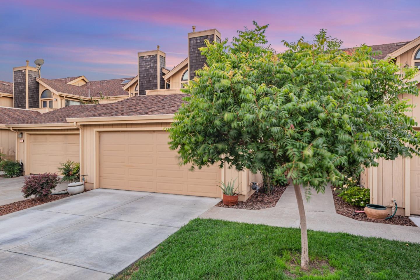 Detail Gallery Image 54 of 66 For 2121 Darnis Cir, Morgan Hill,  CA 95037 - 3 Beds | 2/1 Baths