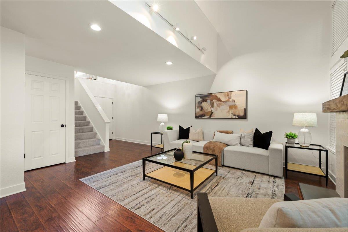 Detail Gallery Image 11 of 70 For 17380 Carriage Lamp Way, Morgan Hill,  CA 95037 - 3 Beds | 2/1 Baths