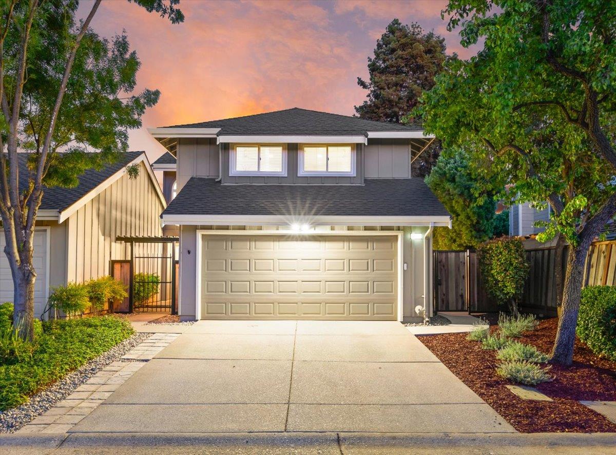 Detail Gallery Image 2 of 70 For 17380 Carriage Lamp Way, Morgan Hill,  CA 95037 - 3 Beds | 2/1 Baths