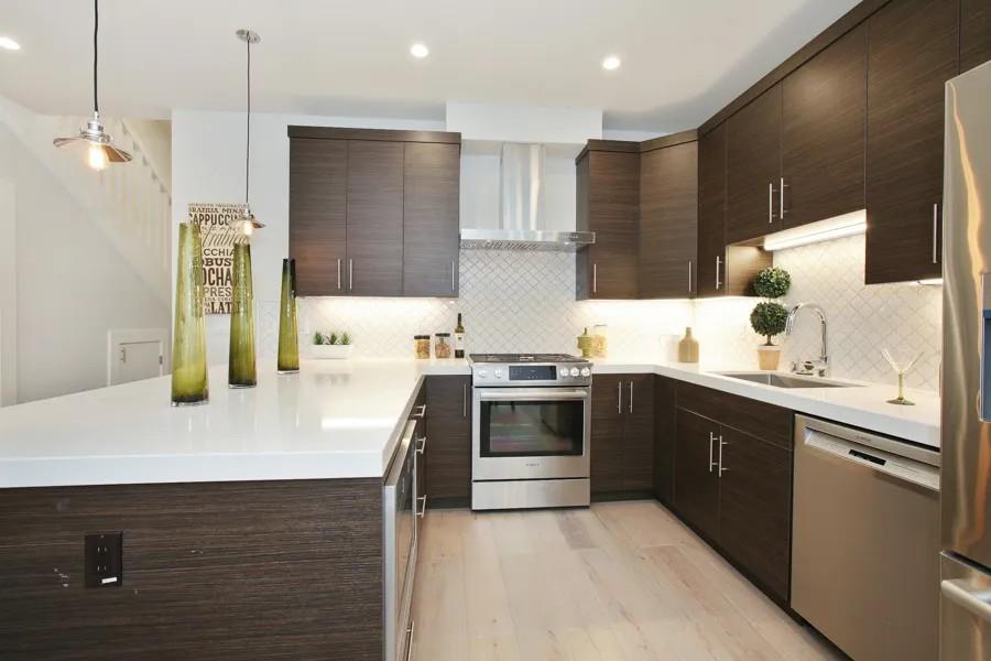Detail Gallery Image 3 of 16 For 701 2nd Avenue #6, San Mateo,  CA 94401 - 2 Beds | 2/1 Baths