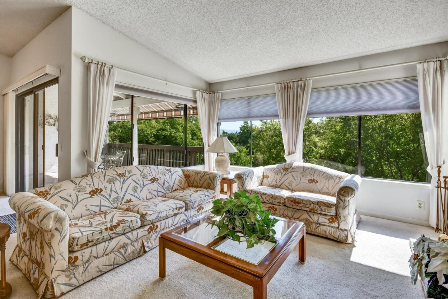 Detail Gallery Image 10 of 62 For 7302 via Granja, San Jose,  CA 95135 - 2 Beds | 2 Baths