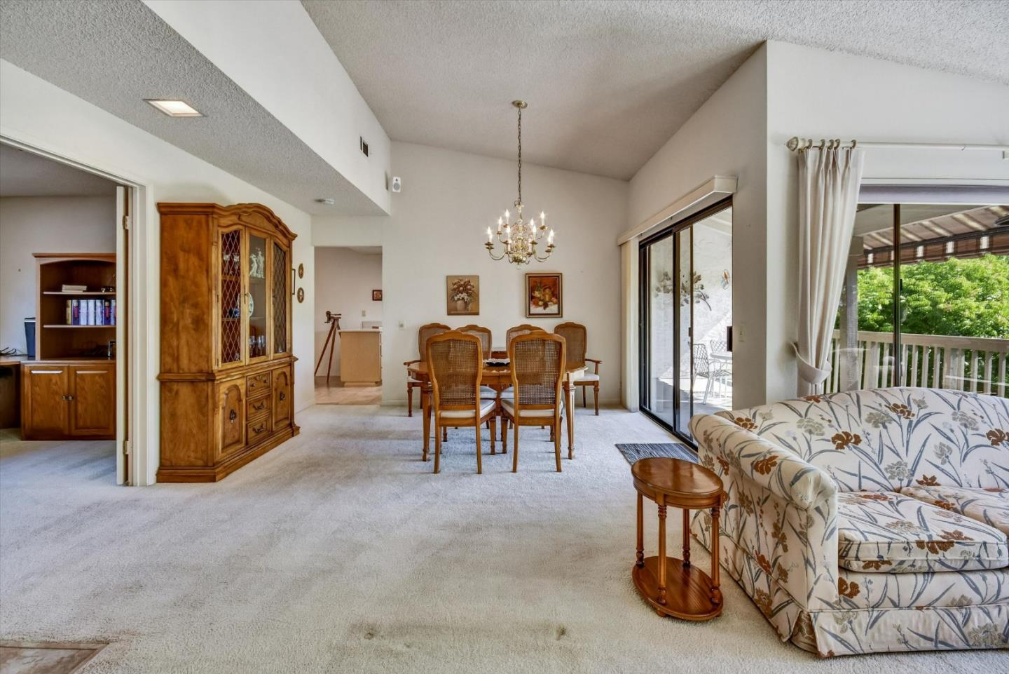 Detail Gallery Image 12 of 62 For 7302 via Granja, San Jose,  CA 95135 - 2 Beds | 2 Baths