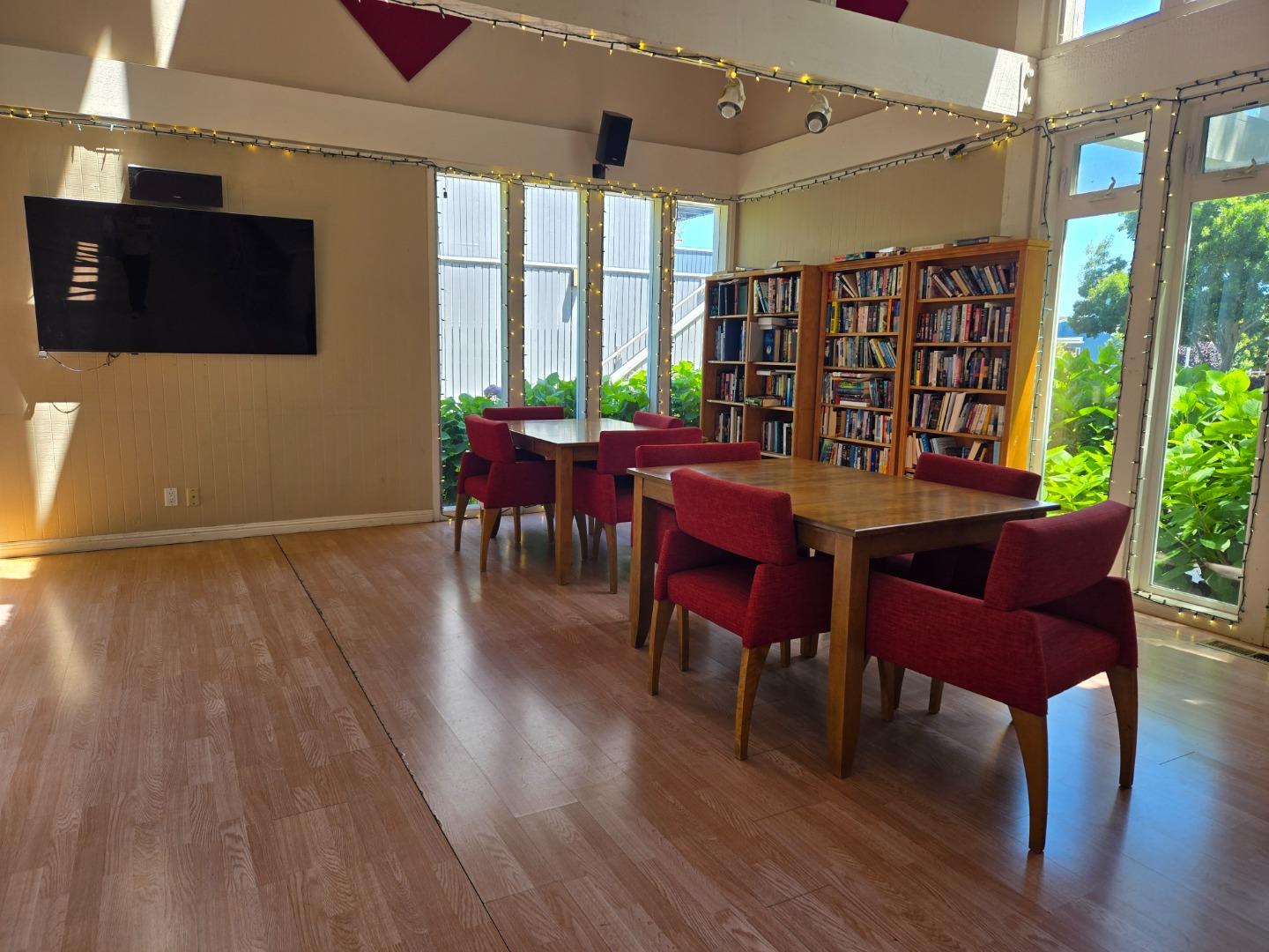 Detail Gallery Image 14 of 18 For 233 Boardwalk Ave a,  San Bruno,  CA 94066 - 1 Beds | 1 Baths