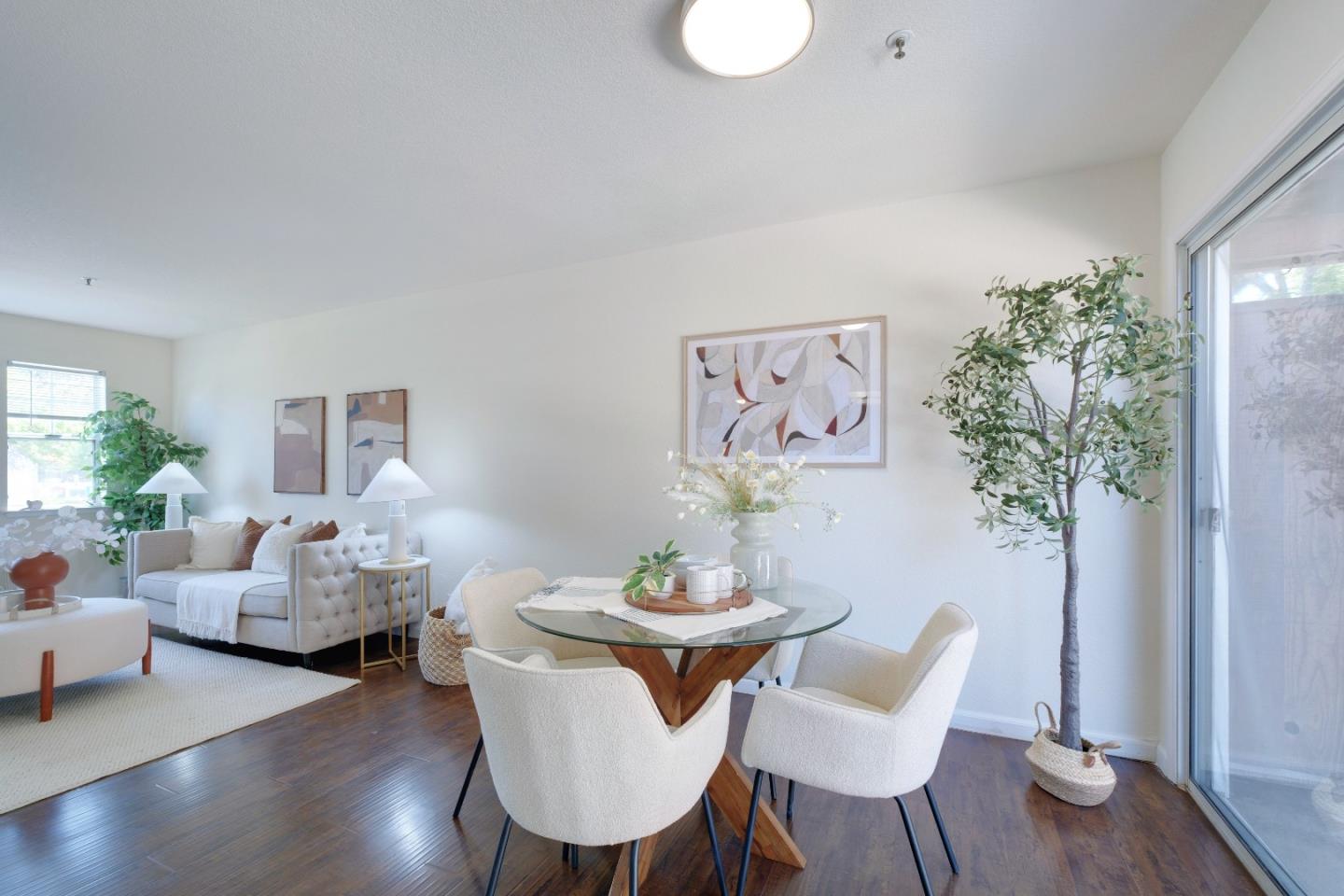 Detail Gallery Image 5 of 43 For 21697 Lomita Ave, Cupertino,  CA 95014 - 2 Beds | 2/1 Baths