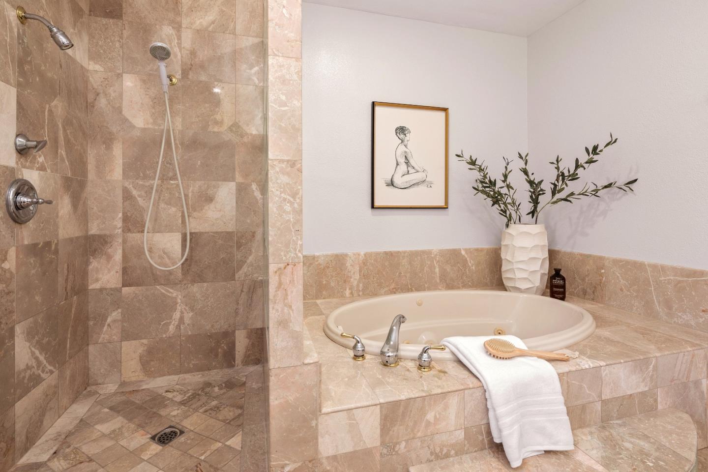 Detail Gallery Image 12 of 30 For 881 Highlands Cir, Los Altos,  CA 94024 - 4 Beds | 2 Baths