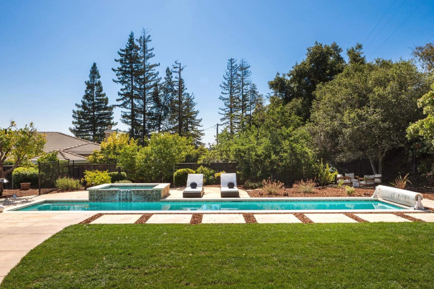 Detail Gallery Image 19 of 30 For 881 Highlands Cir, Los Altos,  CA 94024 - 4 Beds | 2 Baths
