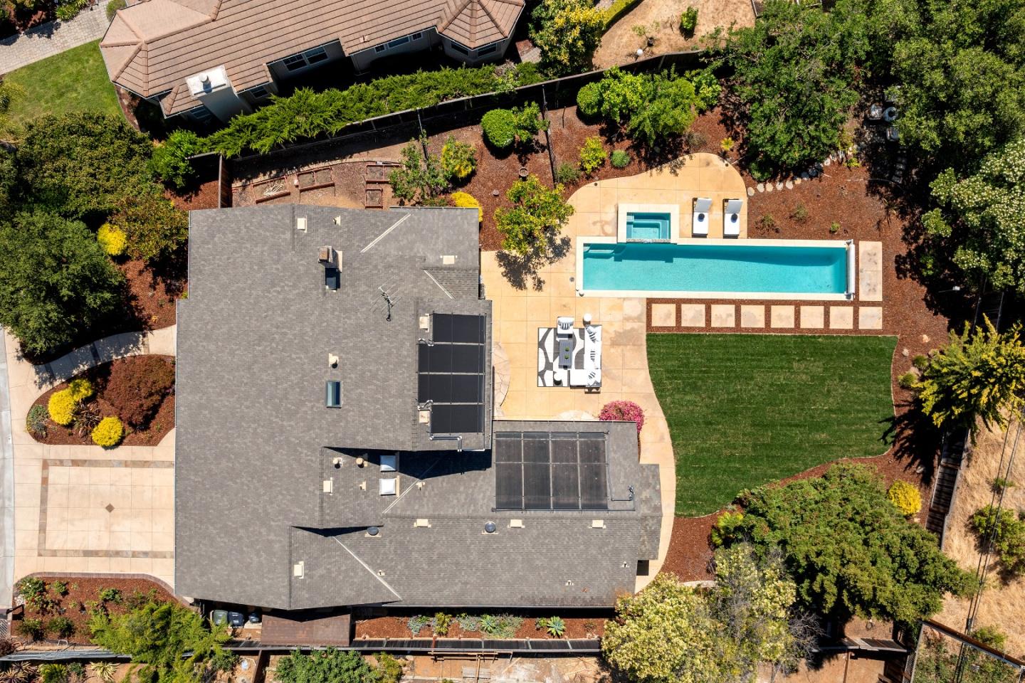 Detail Gallery Image 26 of 30 For 881 Highlands Cir, Los Altos,  CA 94024 - 4 Beds | 2 Baths