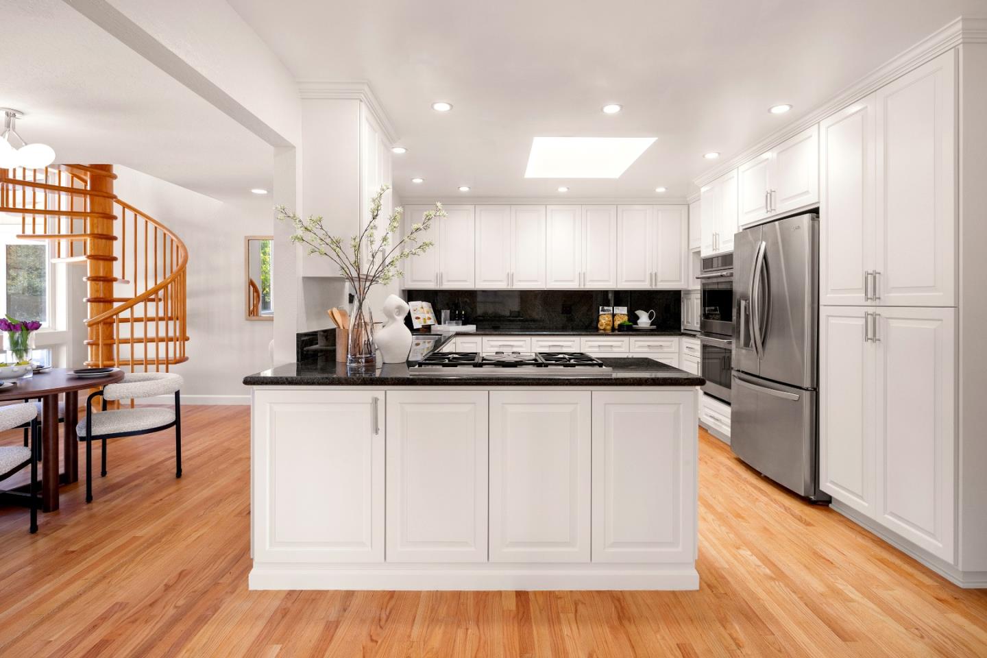 Detail Gallery Image 6 of 30 For 881 Highlands Cir, Los Altos,  CA 94024 - 4 Beds | 2 Baths
