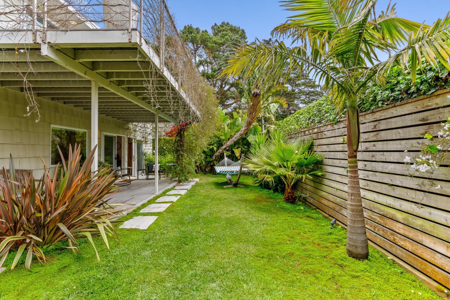 Detail Gallery Image 33 of 43 For 7th 2sw Forest Ave, Carmel,  CA 93921 - 3 Beds | 2 Baths