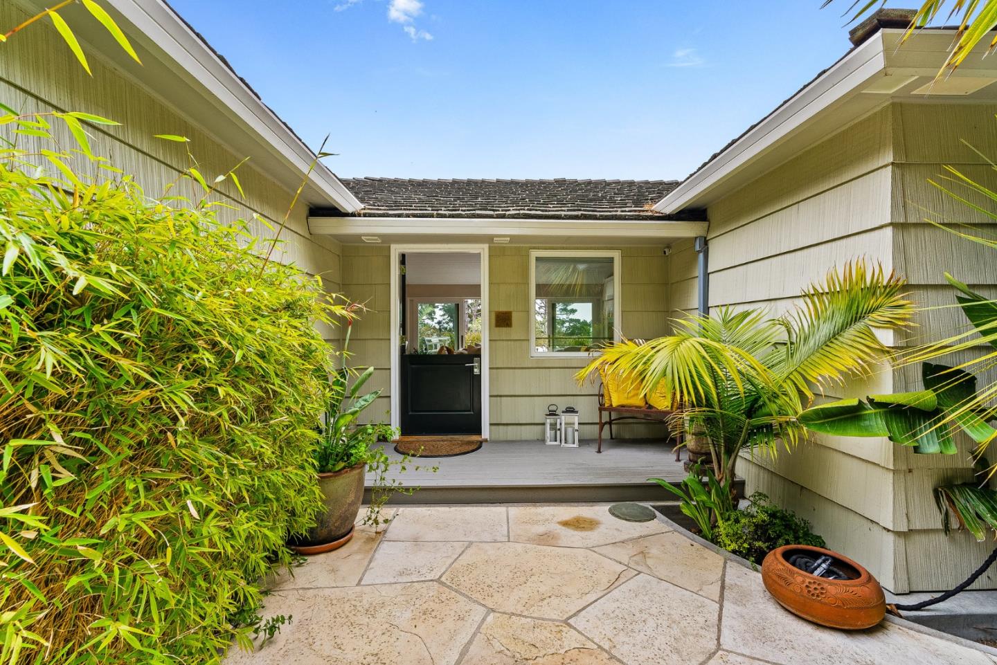 Detail Gallery Image 5 of 43 For 7th 2sw Forest Ave, Carmel,  CA 93921 - 3 Beds | 2 Baths