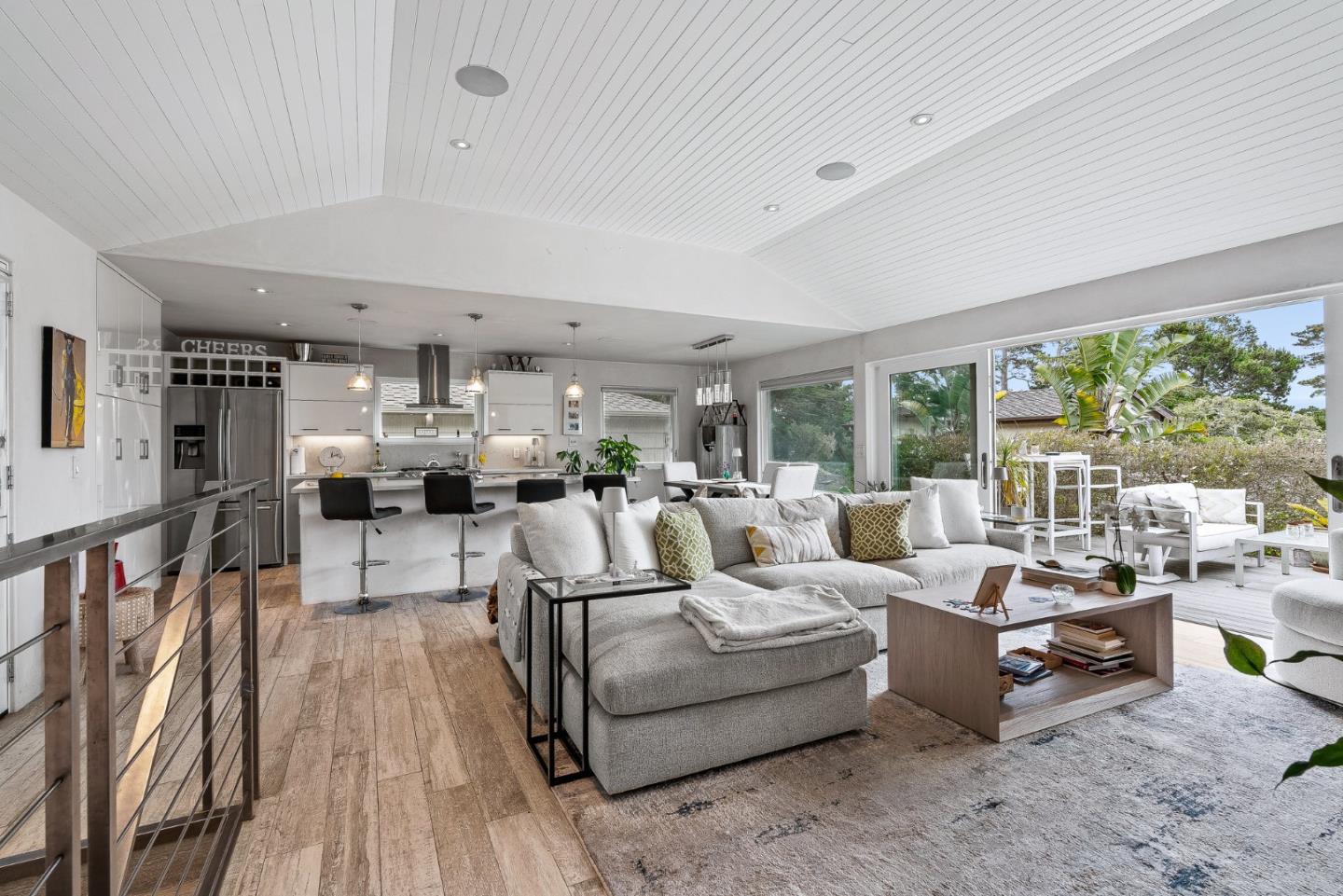Detail Gallery Image 7 of 43 For 7th 2sw Forest Ave, Carmel,  CA 93921 - 3 Beds | 2 Baths