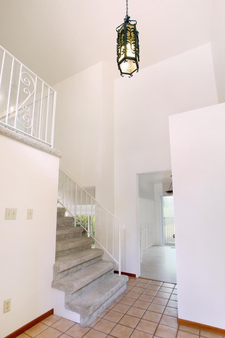 Detail Gallery Image 11 of 43 For 1079 Sumner Ave, Aptos,  CA 95003 - 3 Beds | 2/1 Baths