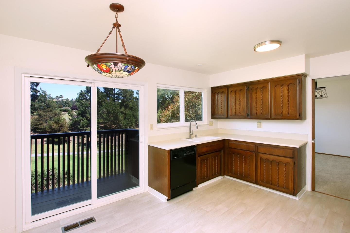 Detail Gallery Image 18 of 43 For 1079 Sumner Ave, Aptos,  CA 95003 - 3 Beds | 2/1 Baths