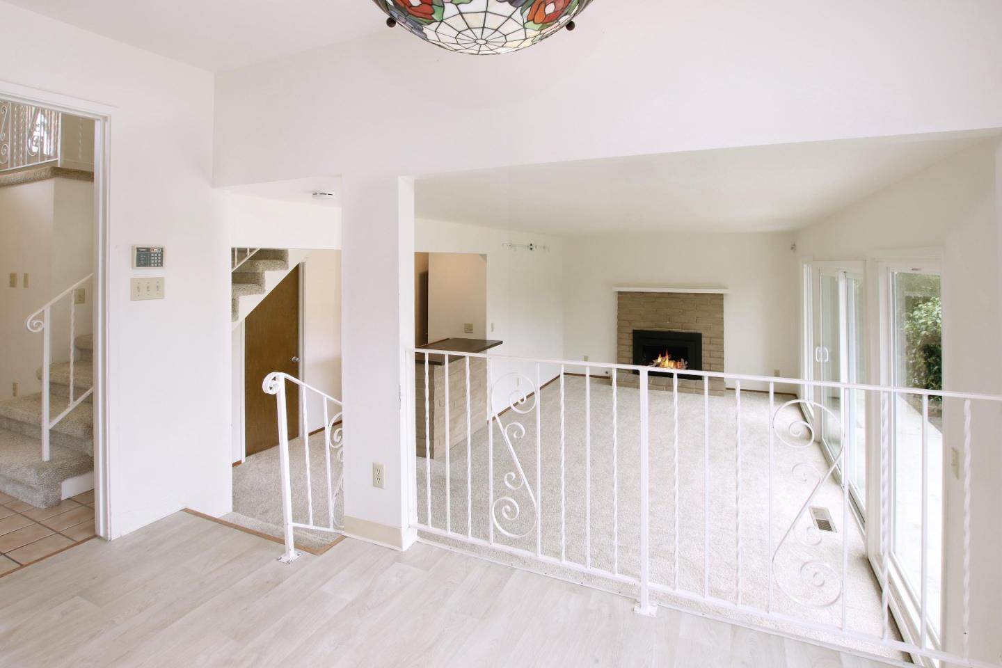 Detail Gallery Image 21 of 43 For 1079 Sumner Ave, Aptos,  CA 95003 - 3 Beds | 2/1 Baths