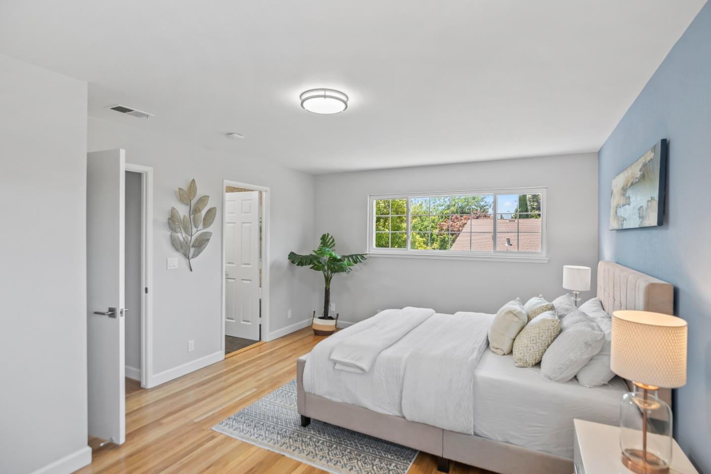 Detail Gallery Image 26 of 35 For 1643 Finch Way, Sunnyvale,  CA 94087 - 4 Beds | 2/1 Baths