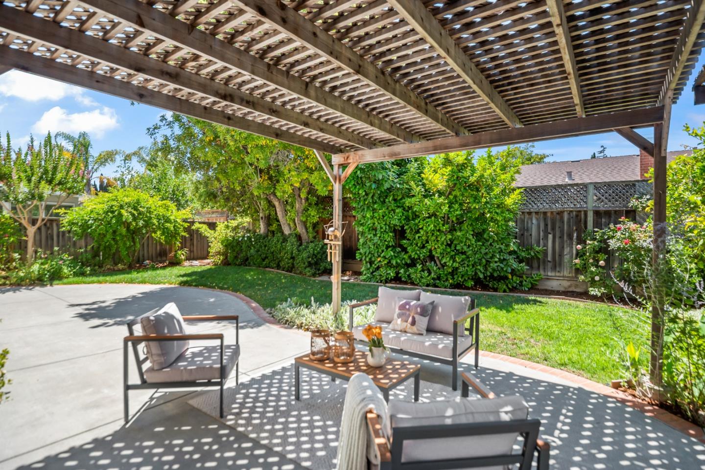 Detail Gallery Image 32 of 35 For 1643 Finch Way, Sunnyvale,  CA 94087 - 4 Beds | 2/1 Baths