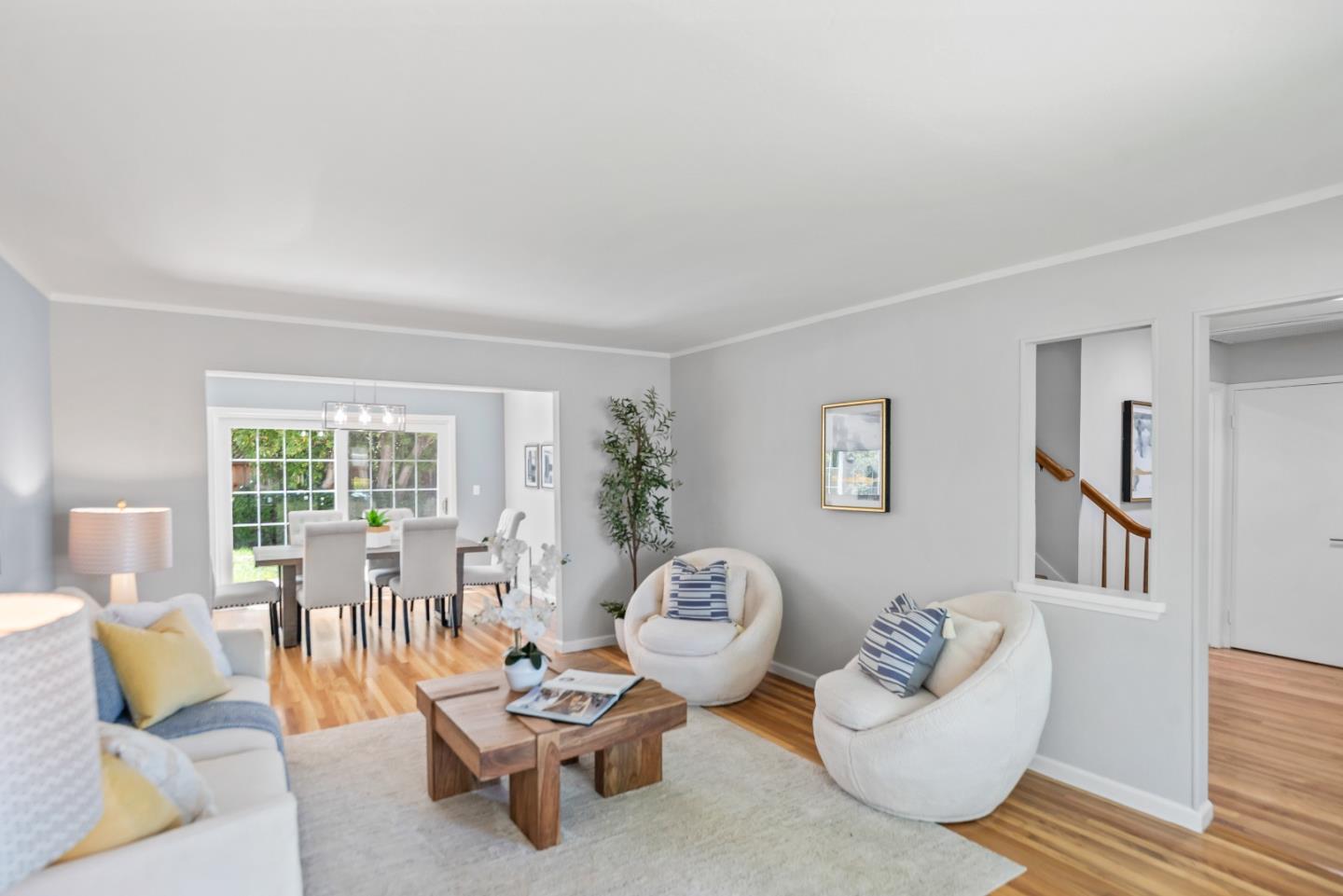 Detail Gallery Image 5 of 35 For 1643 Finch Way, Sunnyvale,  CA 94087 - 4 Beds | 2/1 Baths