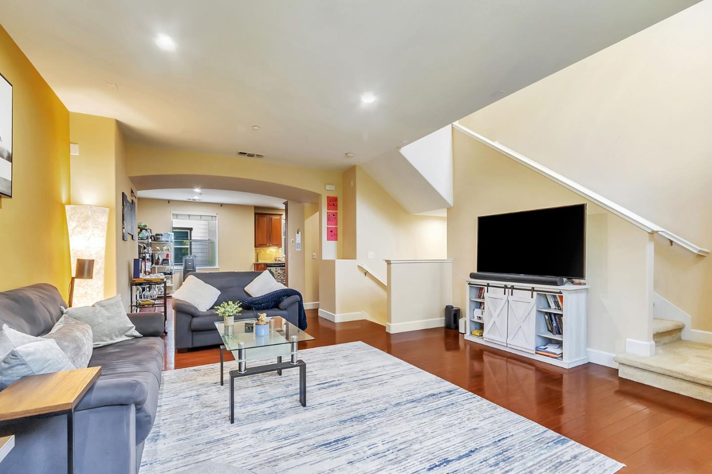 Detail Gallery Image 12 of 46 For 226 Peppermint Tree Ter #2,  Sunnyvale,  CA 94086 - 3 Beds | 3/1 Baths