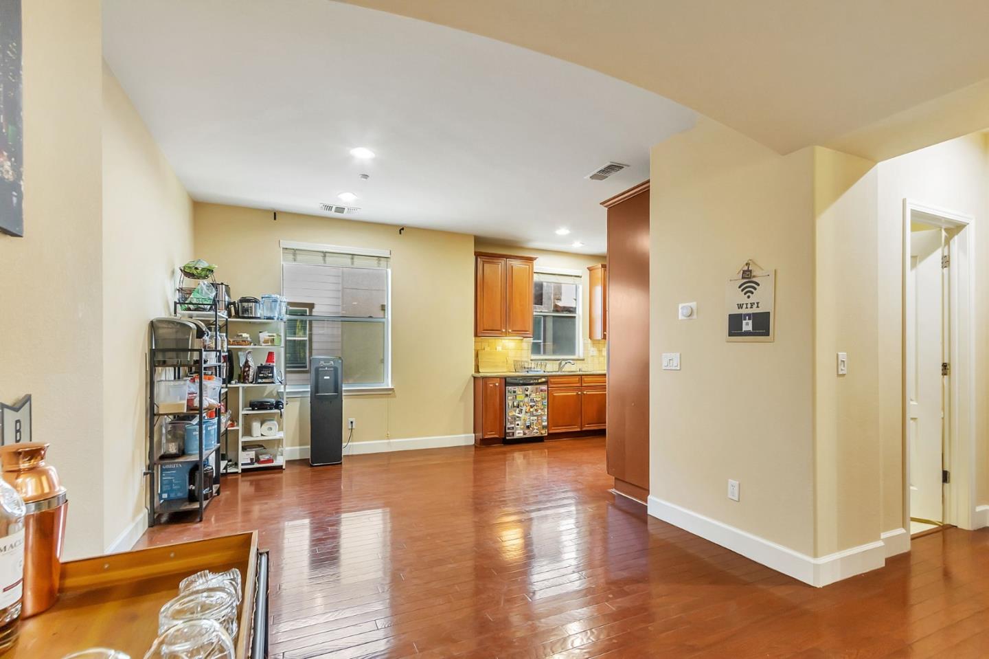 Detail Gallery Image 19 of 46 For 226 Peppermint Tree Ter #2,  Sunnyvale,  CA 94086 - 3 Beds | 3/1 Baths