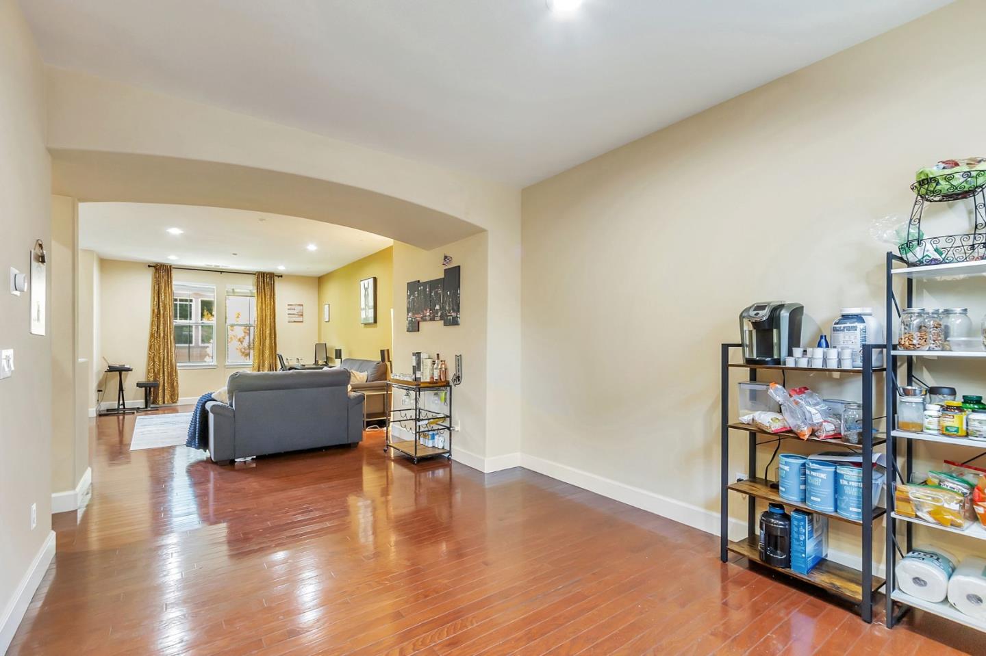 Detail Gallery Image 20 of 46 For 226 Peppermint Tree Ter #2,  Sunnyvale,  CA 94086 - 3 Beds | 3/1 Baths