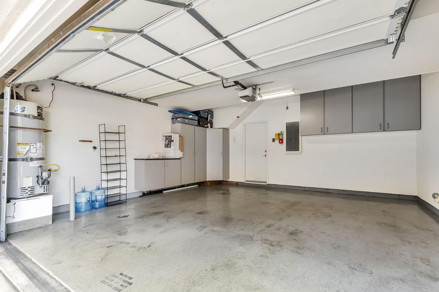 Detail Gallery Image 37 of 46 For 226 Peppermint Tree Ter #2,  Sunnyvale,  CA 94086 - 3 Beds | 3/1 Baths