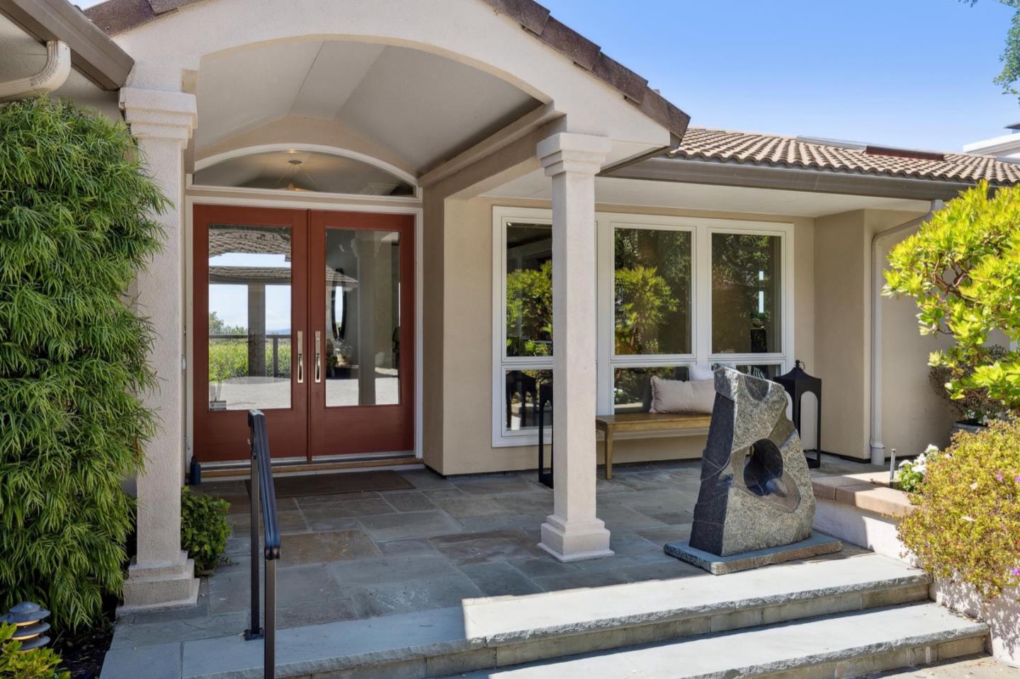 Detail Gallery Image 2 of 34 For 581 Laurent Rd, Hillsborough,  CA 94010 - 4 Beds | 3/1 Baths