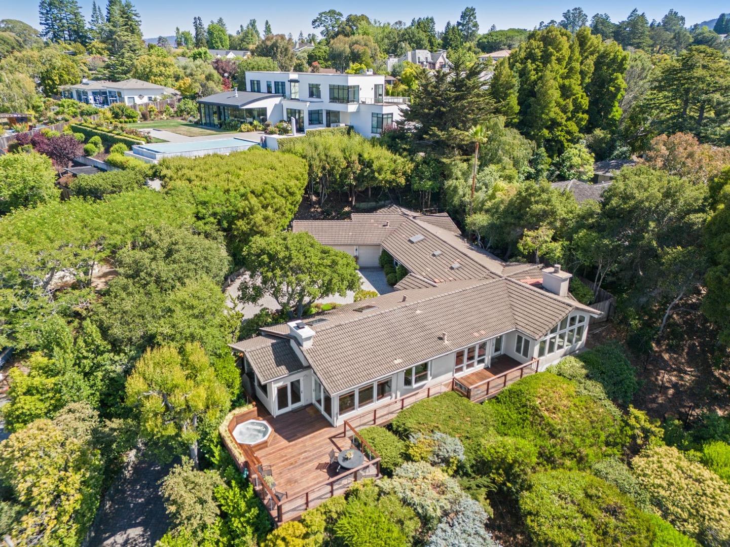 Detail Gallery Image 34 of 34 For 581 Laurent Rd, Hillsborough,  CA 94010 - 4 Beds | 3/1 Baths
