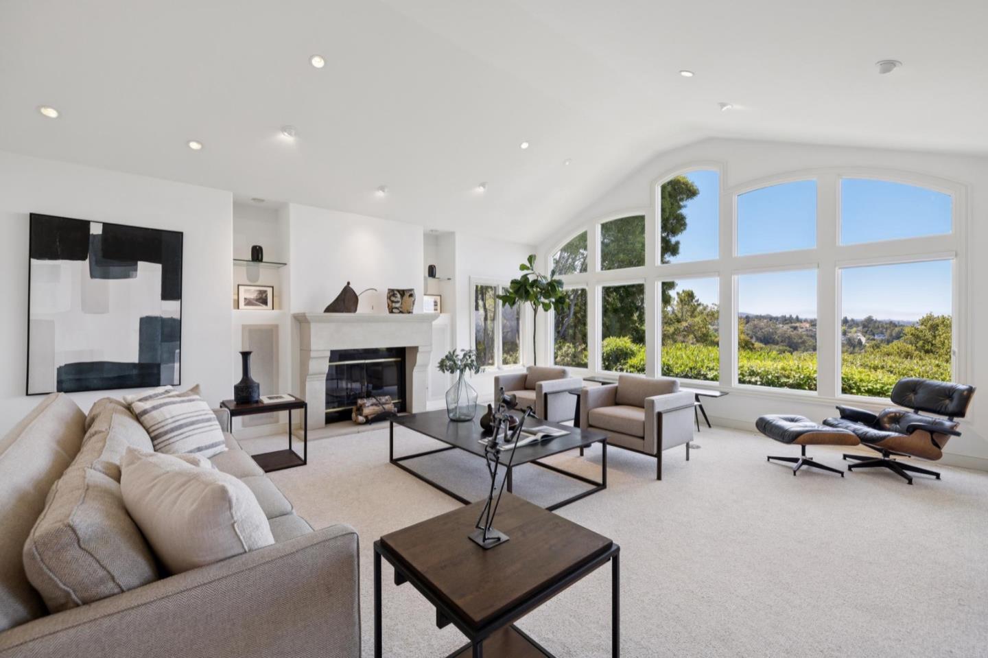 Detail Gallery Image 4 of 34 For 581 Laurent Rd, Hillsborough,  CA 94010 - 4 Beds | 3/1 Baths