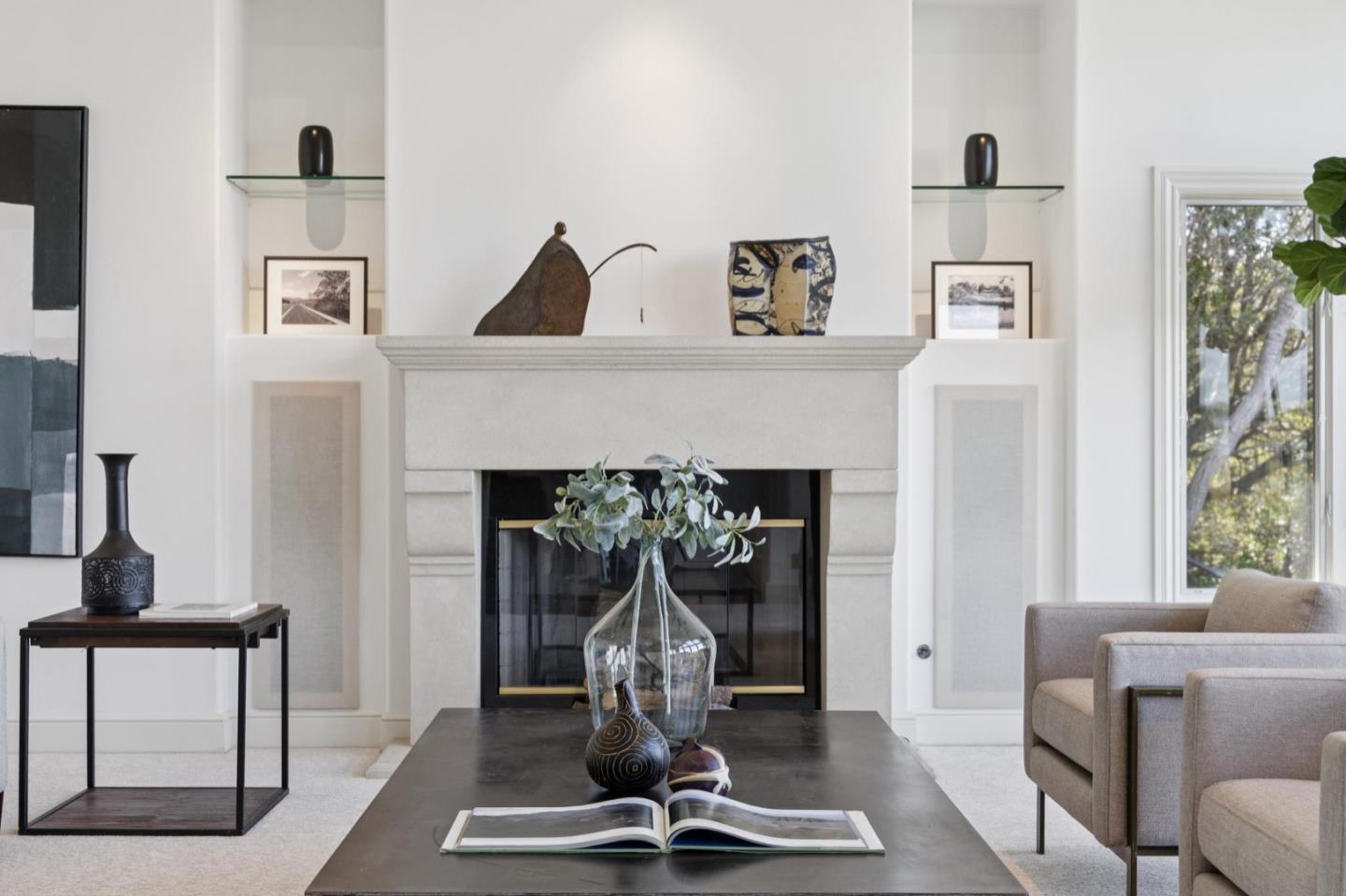 Detail Gallery Image 6 of 34 For 581 Laurent Rd, Hillsborough,  CA 94010 - 4 Beds | 3/1 Baths