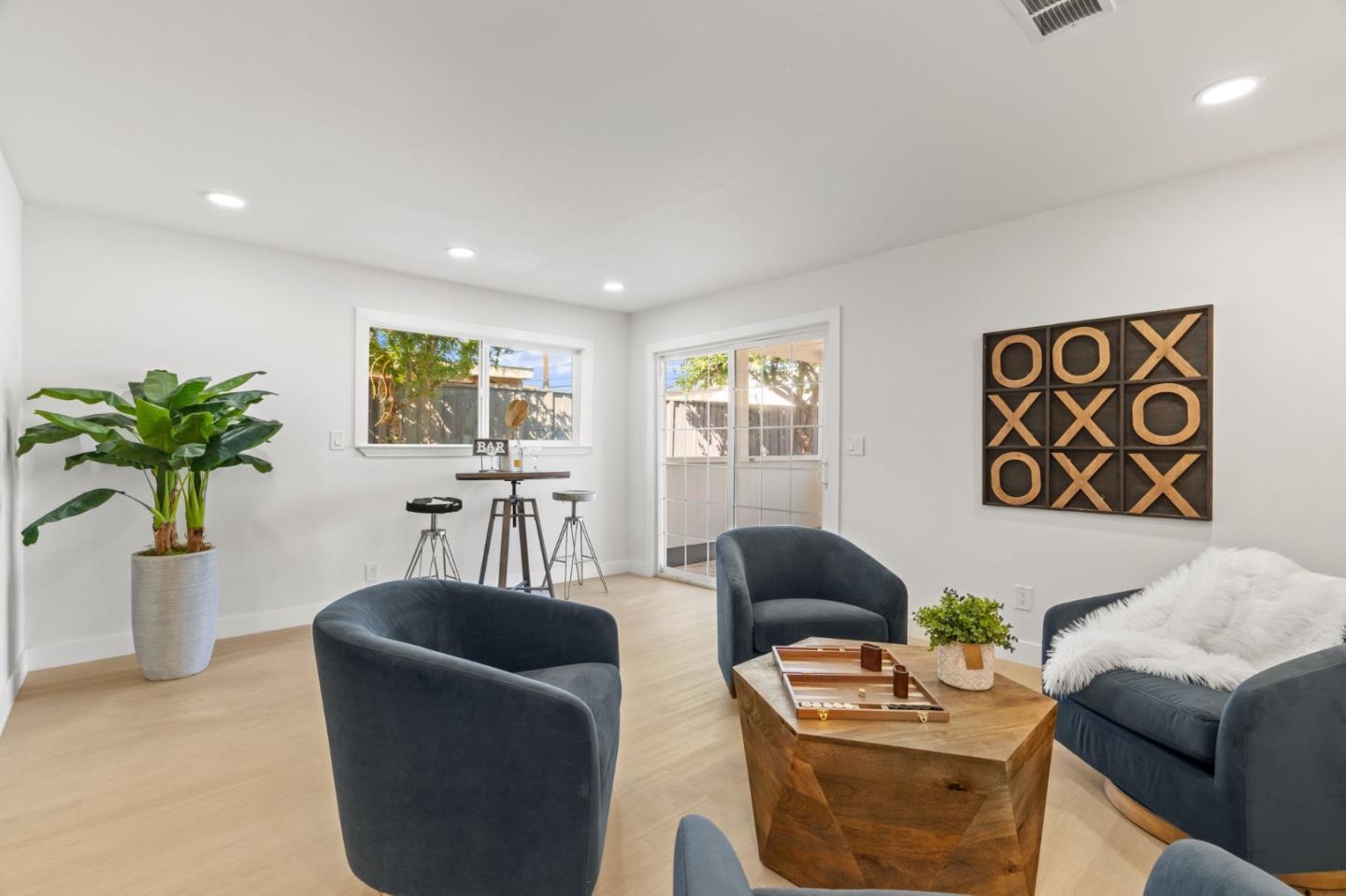 Detail Gallery Image 11 of 25 For 2293 Poplar Dr, San Jose,  CA 95122 - 4 Beds | 2 Baths