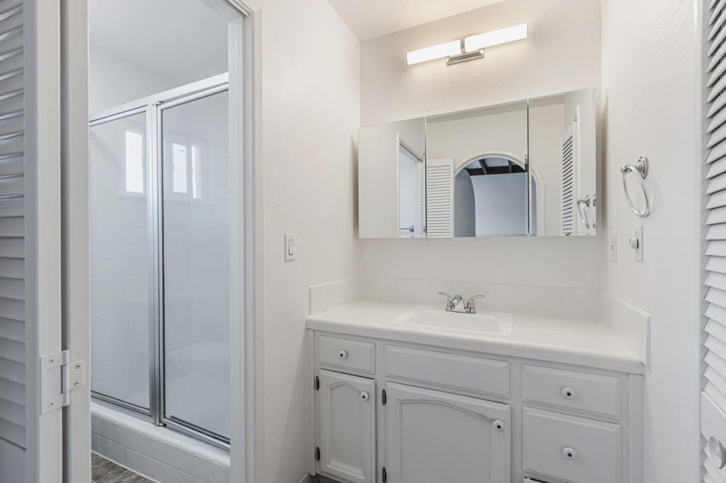 Detail Gallery Image 12 of 22 For 5104 Westmont Ave #6,  San Jose,  CA 95130 - 2 Beds | 2/1 Baths