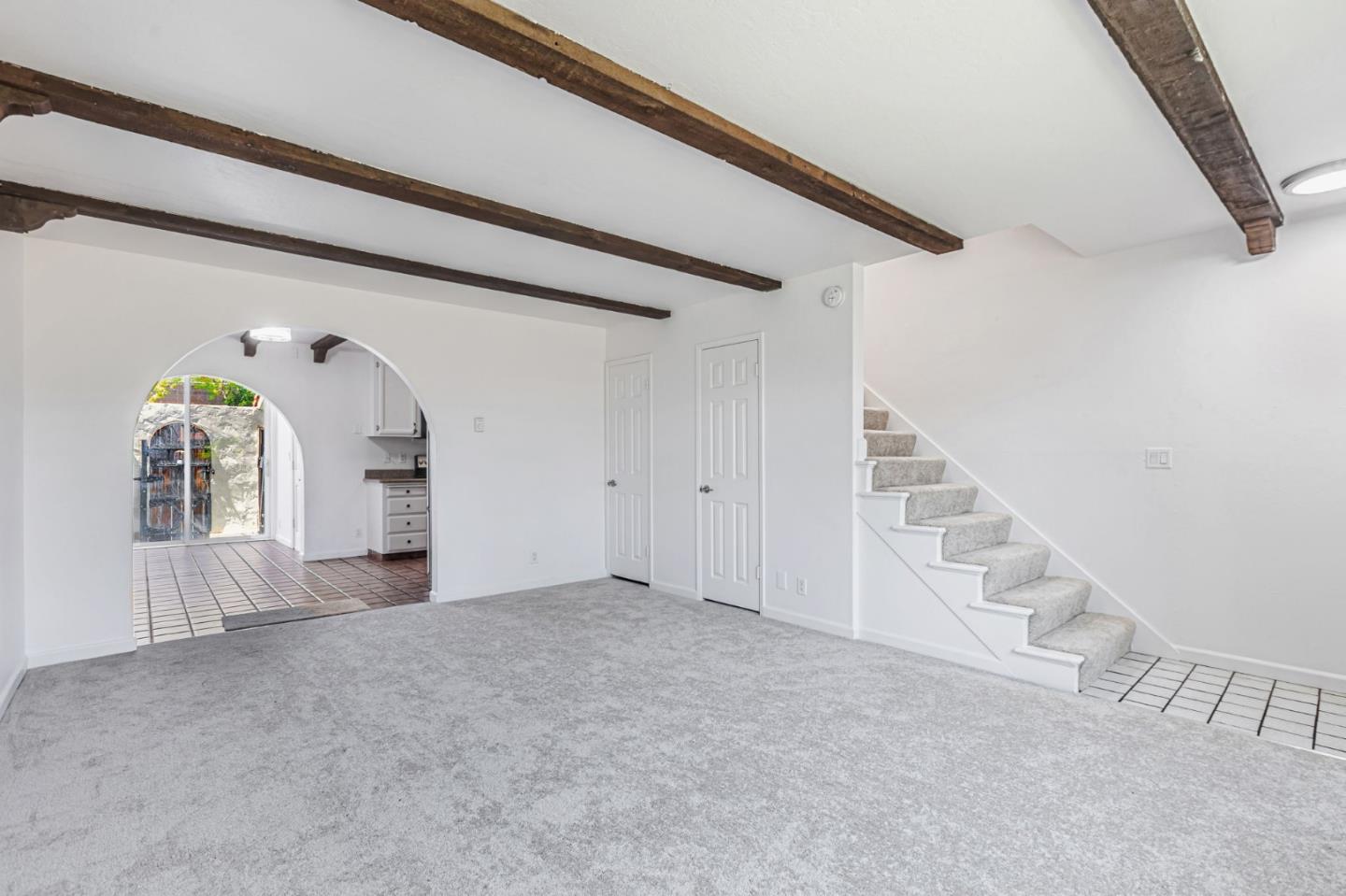Detail Gallery Image 3 of 22 For 5104 Westmont Ave #6,  San Jose,  CA 95130 - 2 Beds | 2/1 Baths