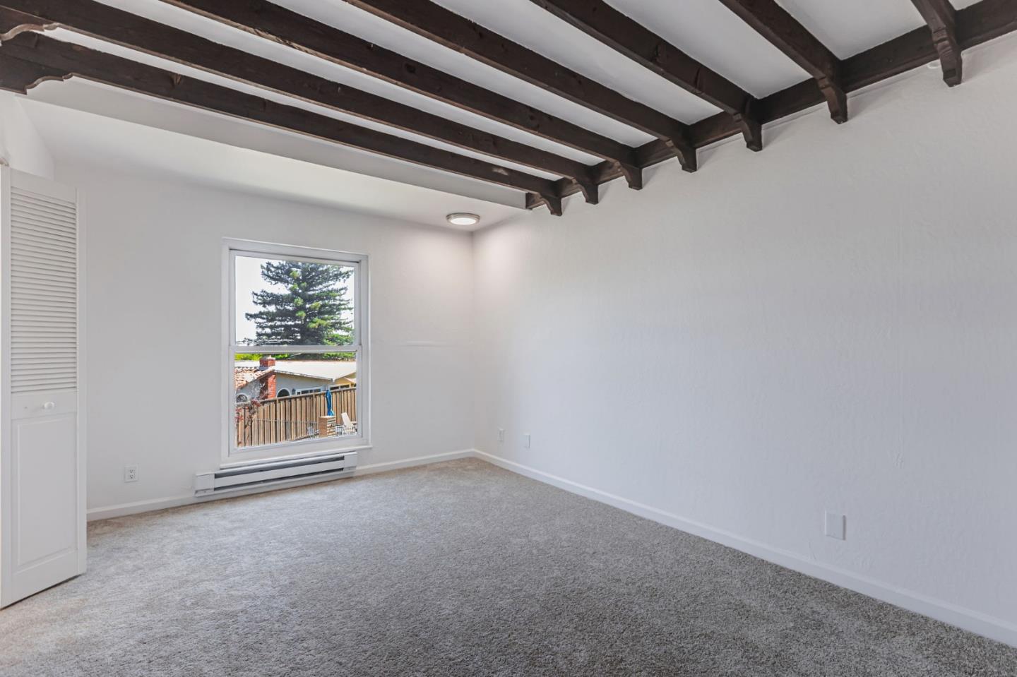 Detail Gallery Image 8 of 22 For 5104 Westmont Ave #6,  San Jose,  CA 95130 - 2 Beds | 2/1 Baths