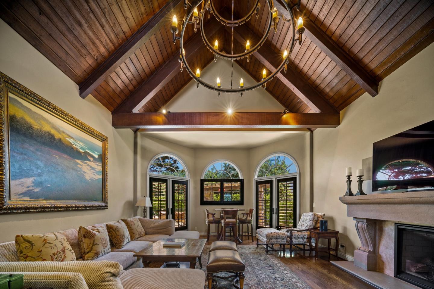 Detail Gallery Image 4 of 42 For 3017 Cormorant Rd, Pebble Beach,  CA 93953 - 4 Beds | 4/1 Baths