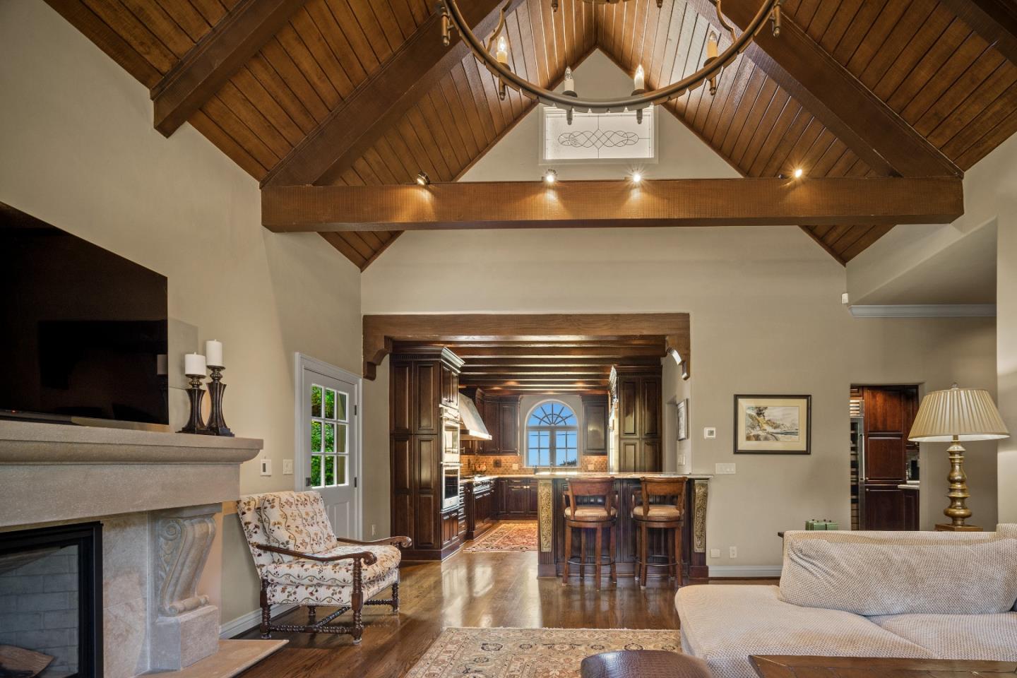 Detail Gallery Image 5 of 42 For 3017 Cormorant Rd, Pebble Beach,  CA 93953 - 4 Beds | 4/1 Baths