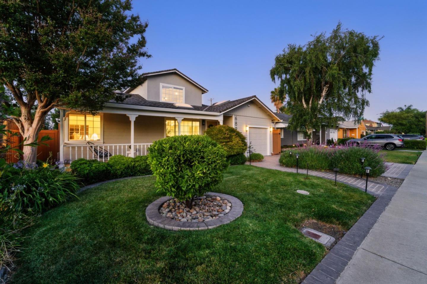 Detail Gallery Image 25 of 31 For 689 Robin Dr, Santa Clara,  CA 95050 - 4 Beds | 3 Baths